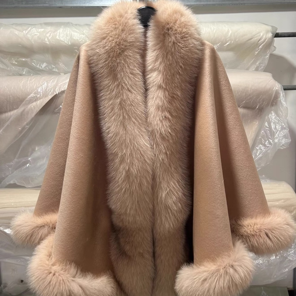 Elegant Tan Fur-Trimmed Cape